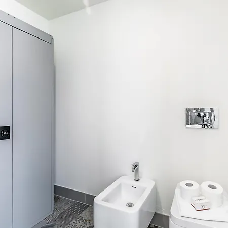 Apartmenti Viganello Apartment *