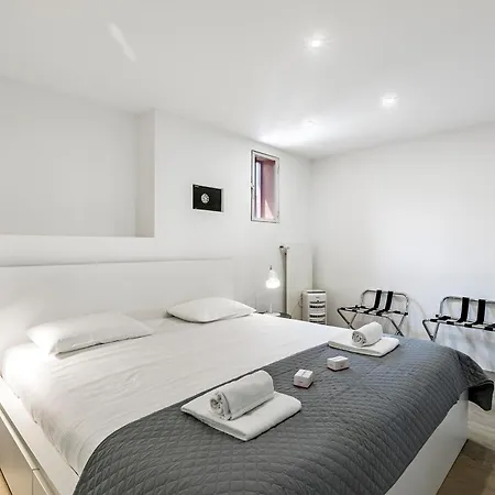 Apartmenti Viganello Apartment *